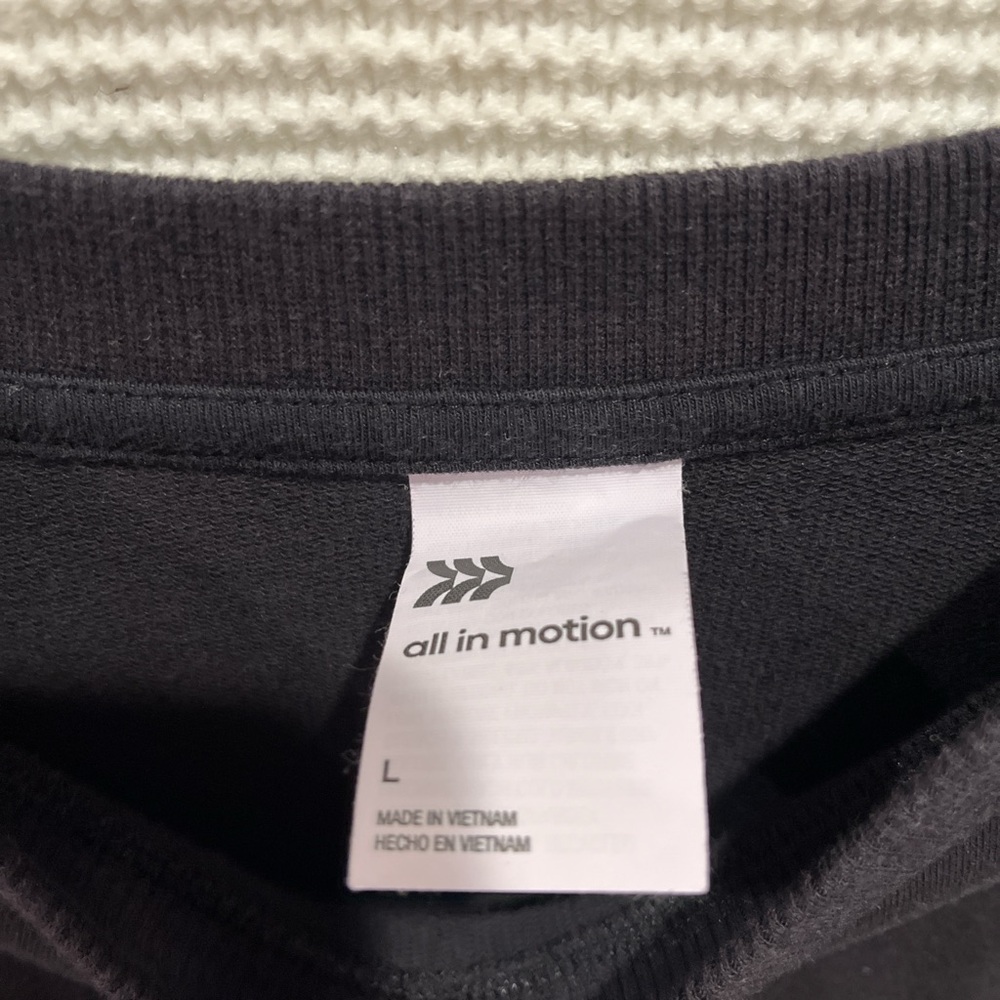 Worn once All in Motion Black Crewneck Sweatshirt - Picture 2 of 3